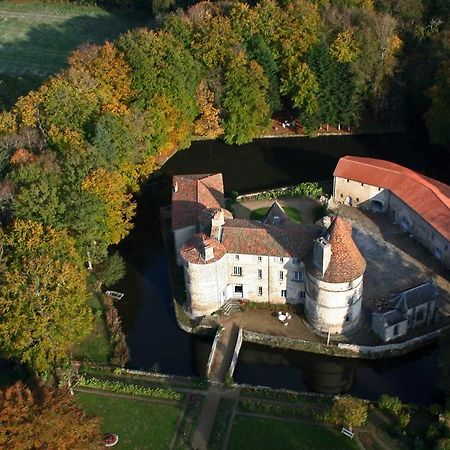 La Loge Du Chateau Saint-Dier-dʼAuvergne Zewnętrze zdjęcie